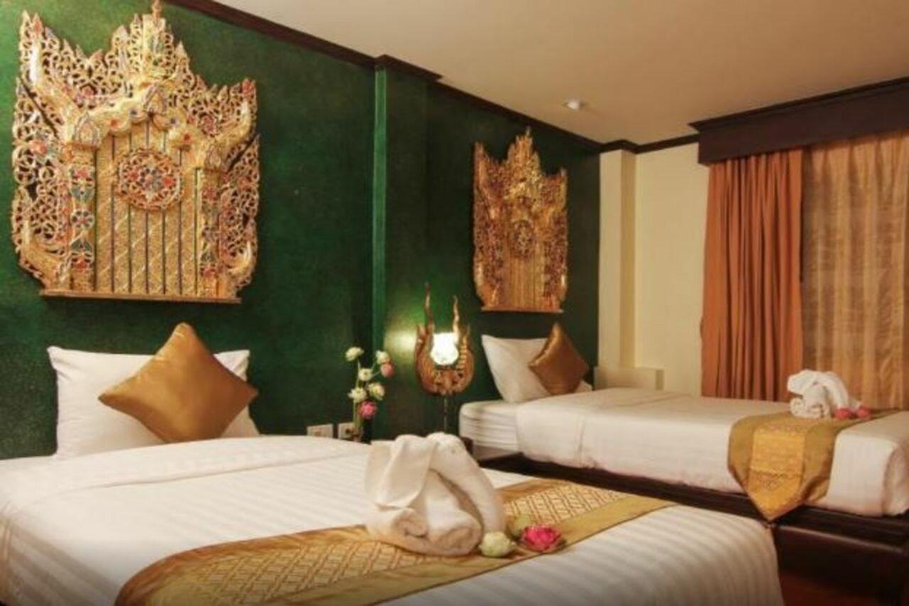 Pl Guesthouse Patong Экстерьер фото