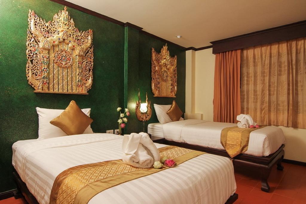 Pl Guesthouse Patong Экстерьер фото