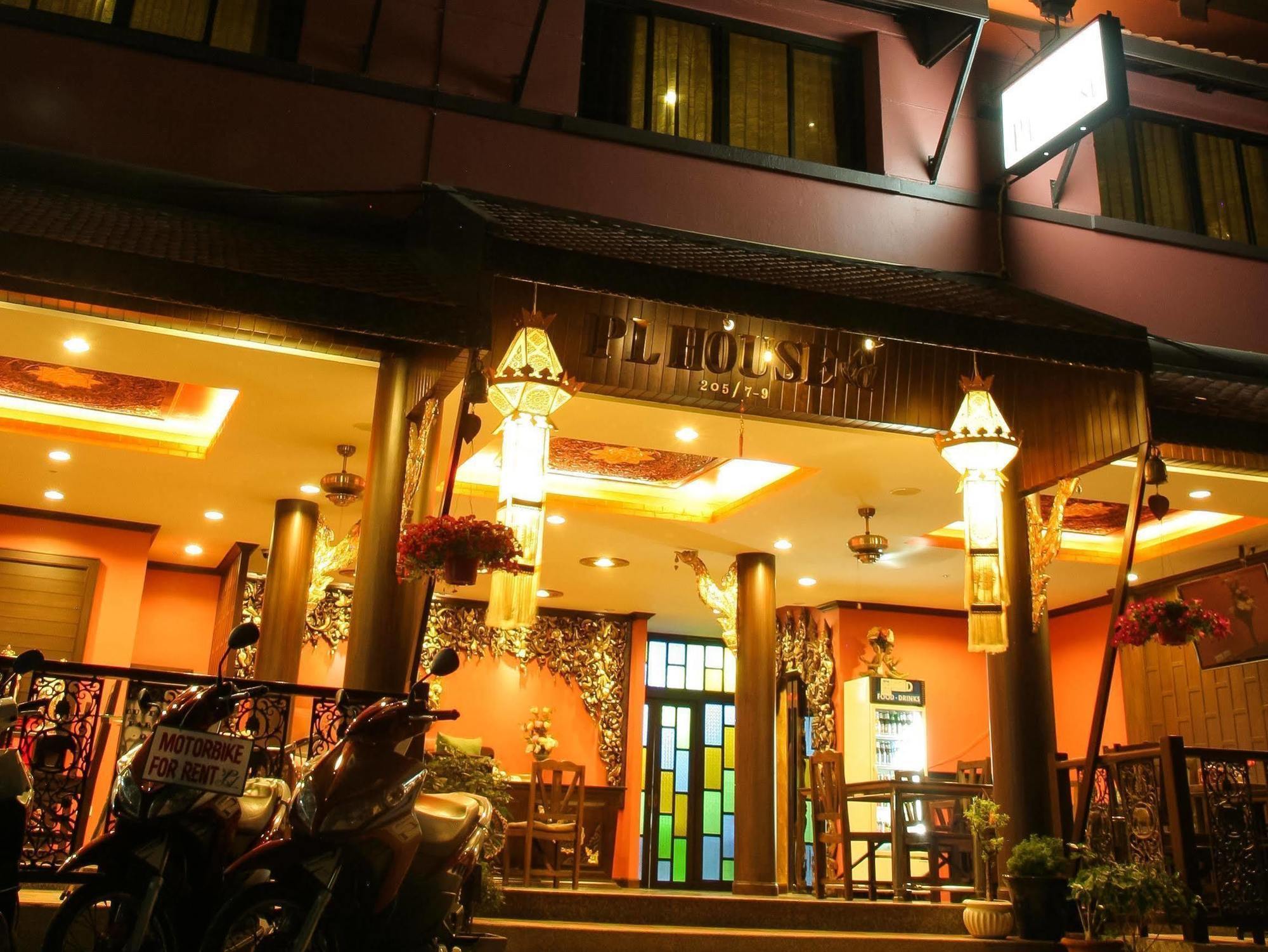 Pl Guesthouse Patong Экстерьер фото