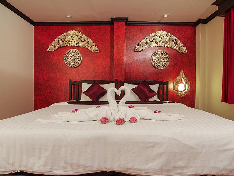 Pl Guesthouse Patong Экстерьер фото